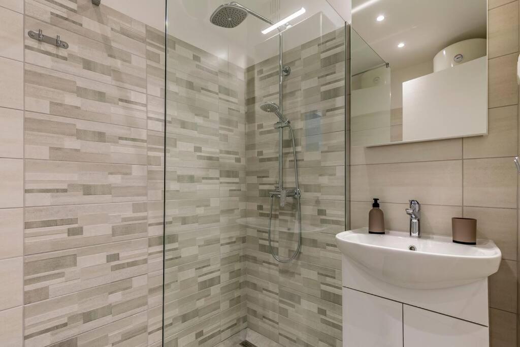 New Two Bedroom Apartment Maloni Pula Bagian luar foto