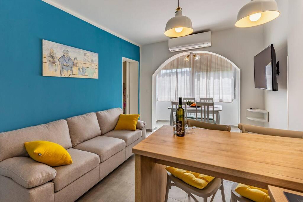 New Two Bedroom Apartment Maloni Pula Bagian luar foto